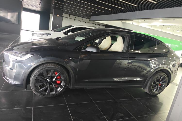 Used Tesla Model X 2023 Three-Motor All-Wheel-Drive Plaid Version Exterior 3