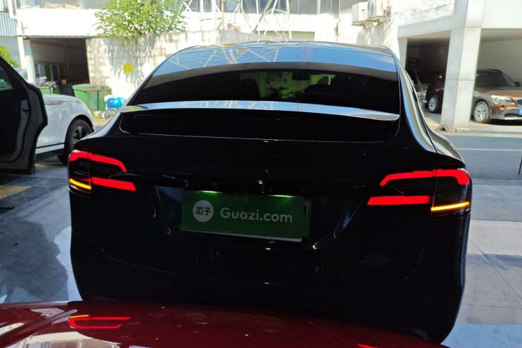 Used Tesla Model X 2023 Three-Motor All-Wheel-Drive Plaid Version Exterior 5