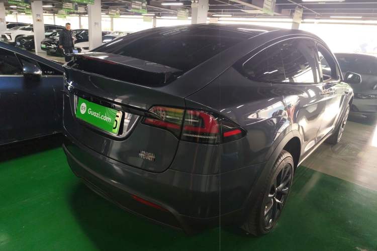 Used Tesla Model X 2023 Three-Motor All-Wheel-Drive Plaid Version Exterior 5