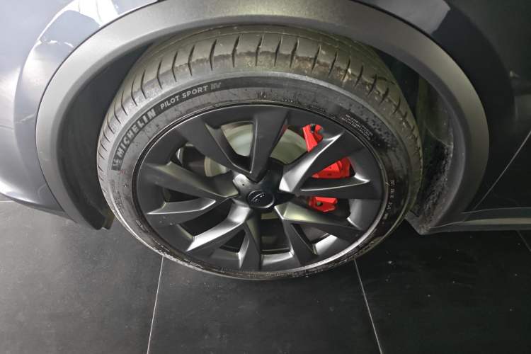 Used Tesla Model X 2023 Three-Motor All-Wheel-Drive Plaid Version Exterior 7