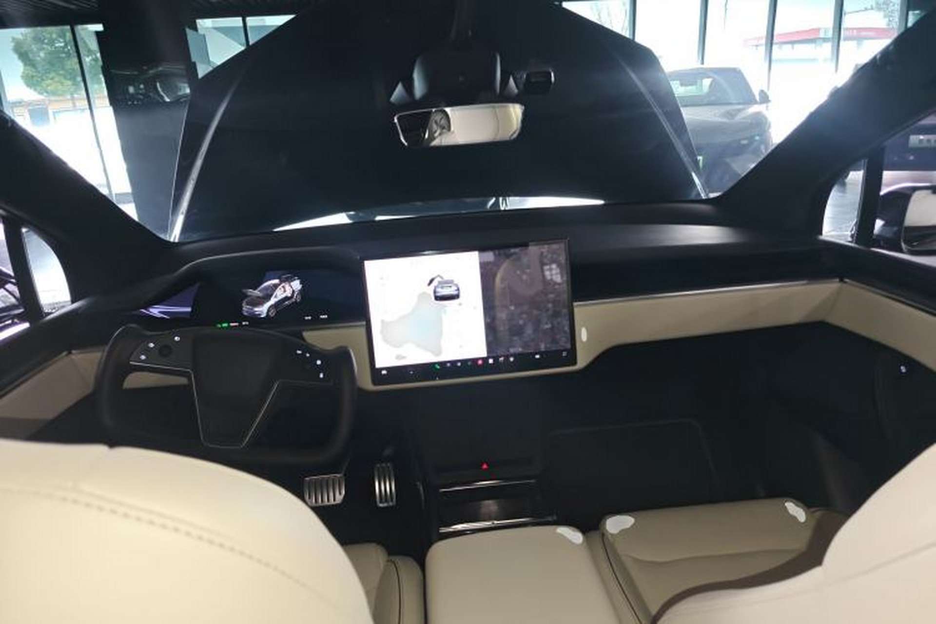 Used Tesla Model X 2023 Three-Motor All-Wheel-Drive Plaid Version Interior 2