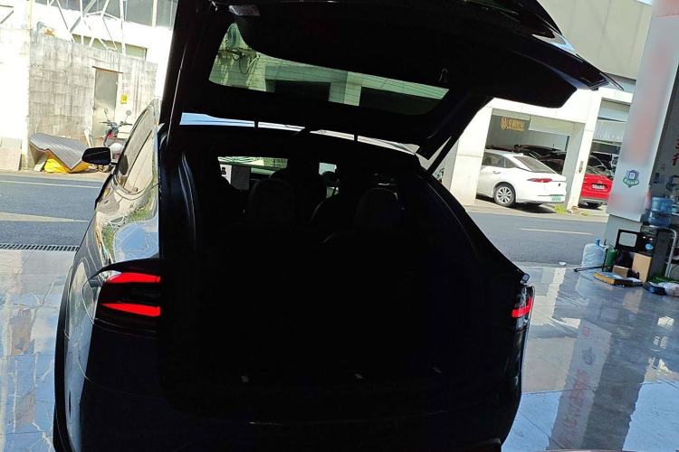 Used Tesla Model X 2023 Three-Motor All-Wheel-Drive Plaid Version Trunk