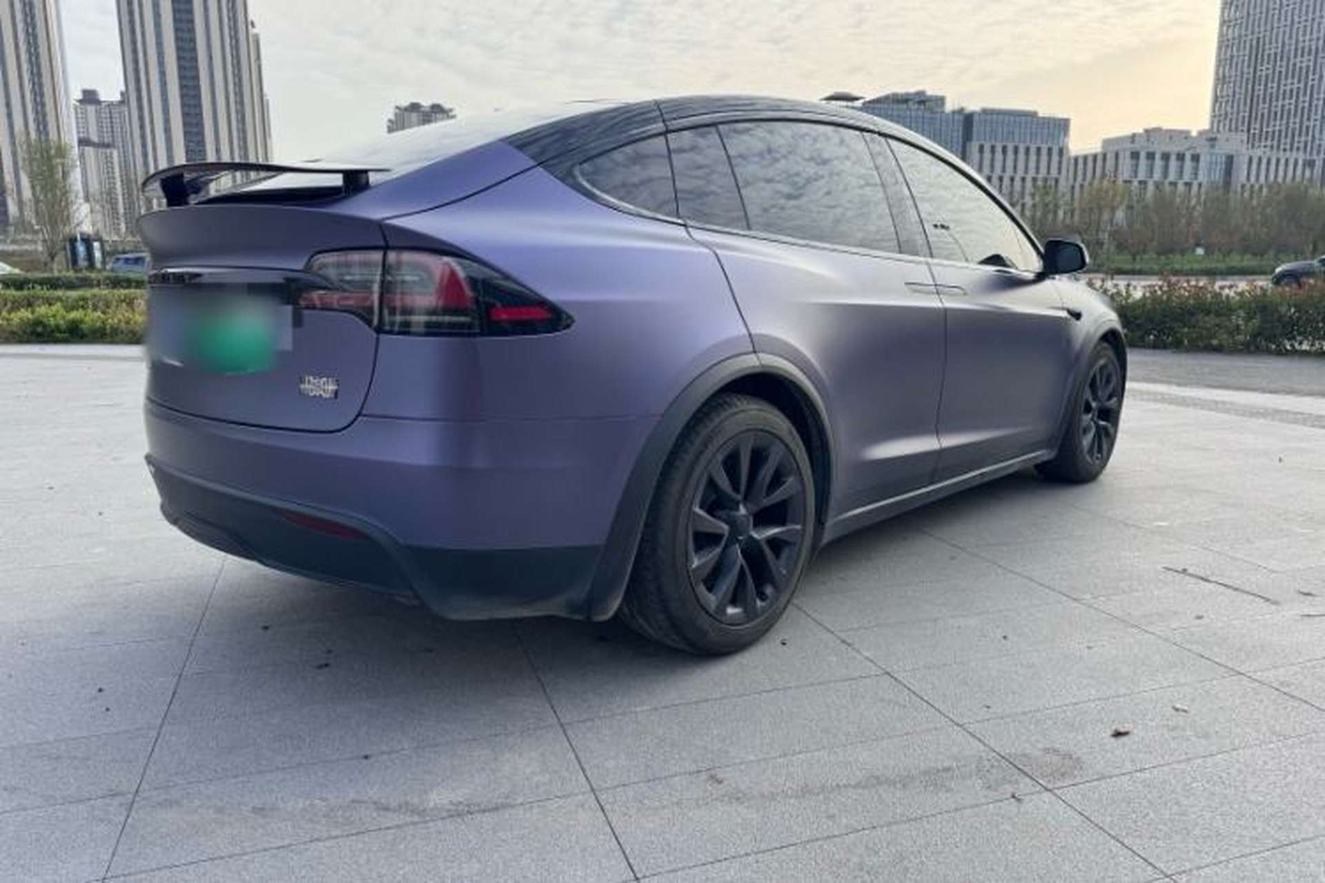 Used Tesla Model X 2023 Dual-Motor All-Wheel-Drive Version Exterior 4