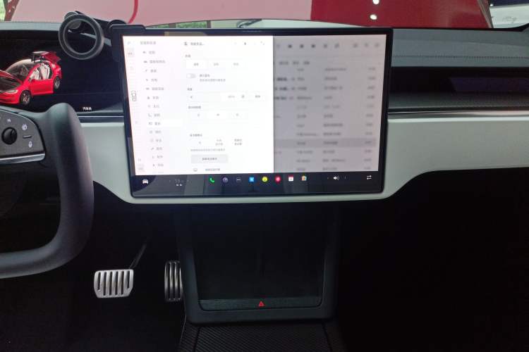 Used Tesla Model X 2023 Three-Motor All-Wheel-Drive Plaid Version Audio And AC Panel