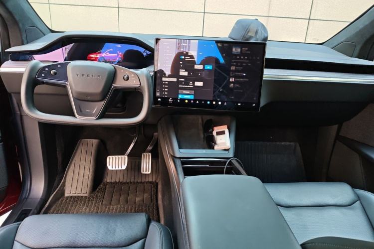 Used Tesla Model X 2023 Dual-Motor All-Wheel-Drive Version Center Console