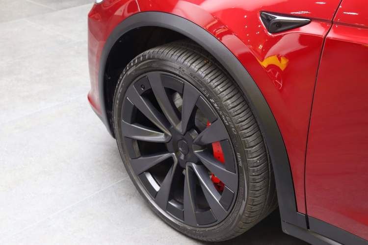 Used Tesla Model X 2023 Three-Motor All-Wheel-Drive Plaid Version Exterior 6