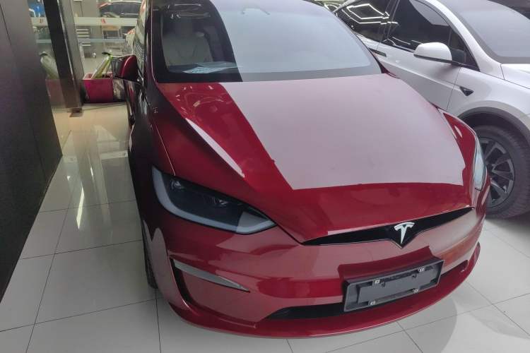 Used Tesla Model X 2023 Dual-Motor All-Wheel-Drive Version Front Right 45 Deg