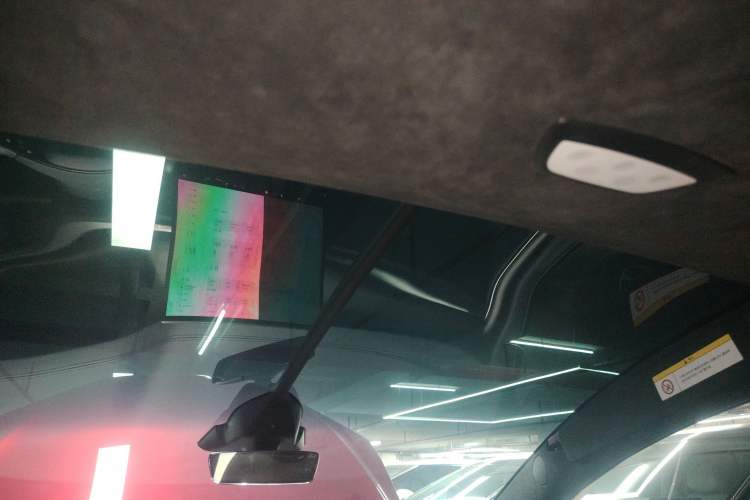 Used Tesla Model X 2023 Dual-Motor All-Wheel-Drive Version Headliner