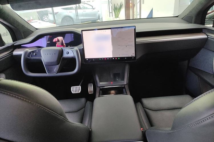 Used Tesla Model X 2023 Dual-Motor All-Wheel-Drive Version Interior 2
