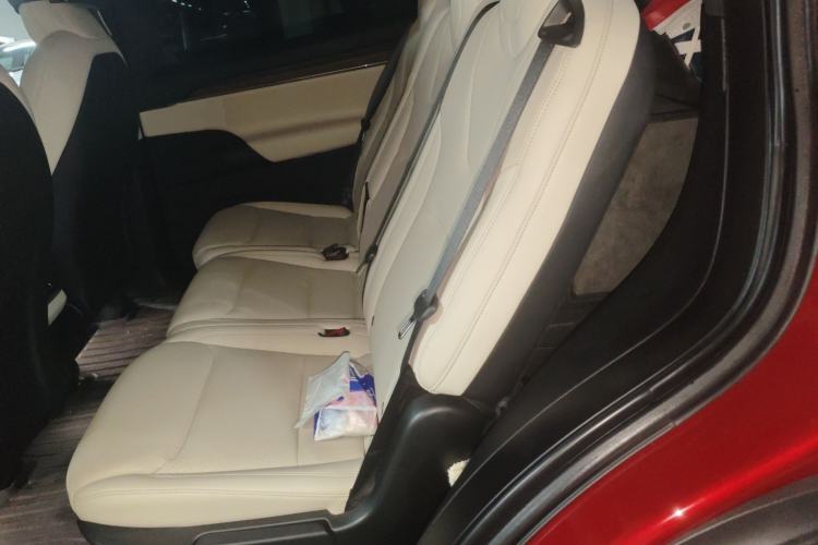 Used Tesla Model X 2023 Dual-Motor All-Wheel-Drive Version Interior 4