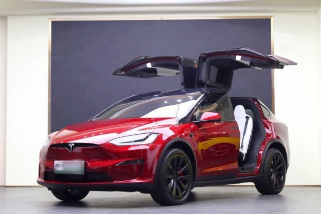 Used Tesla Model X 2023 Three-Motor All-Wheel-Drive Plaid Version