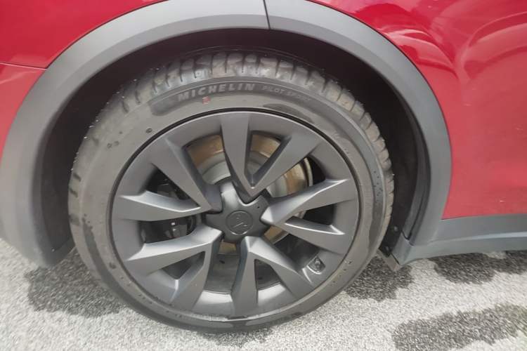 Used Tesla Model X 2023 Dual-Motor All-Wheel-Drive Version Right Rear Wheel Hub