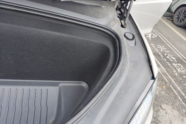 Used Tesla Model X 2023 Dual-Motor All-Wheel-Drive Version Engine Bay Left