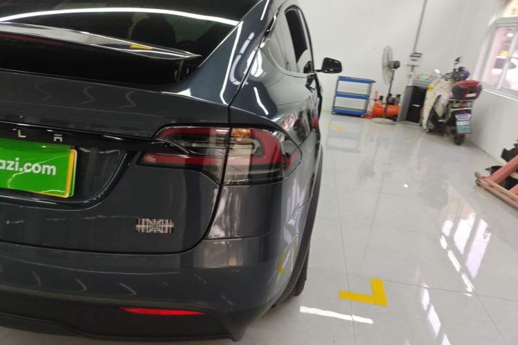 Used Tesla Model X 2023 Three-Motor All-Wheel-Drive Plaid Version Right Rear Taillight