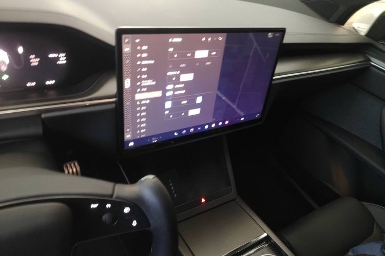 Used Tesla Model X 2023 Three-Motor All-Wheel-Drive Plaid Version Audio And AC Panel