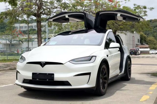 Used Tesla Model X 2023 Three-Motor All-Wheel-Drive Plaid Version