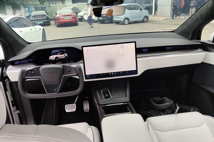 Used Tesla Model X 2023 Three-Motor All-Wheel-Drive Plaid Version Center Console