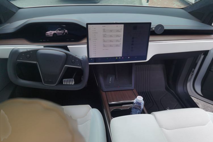 Used Tesla Model X 2023 Dual-Motor All-Wheel-Drive Version Center Console