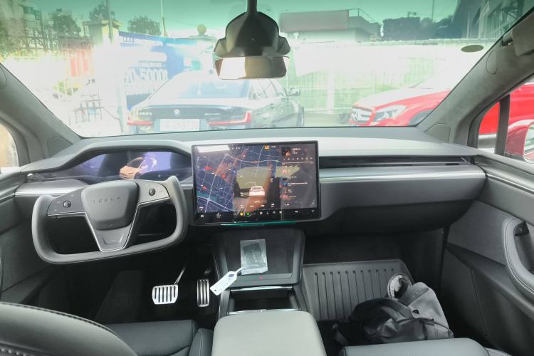 Used Tesla Model X 2023 Three-Motor All-Wheel-Drive Plaid Version Center Console