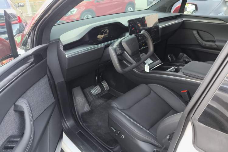Used Tesla Model X 2023 Three-Motor All-Wheel-Drive Plaid Version Driver Seat