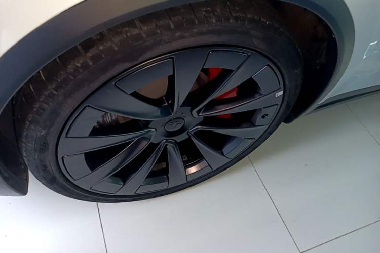 Used Tesla Model X 2023 Dual-Motor All-Wheel-Drive Version Exterior 4