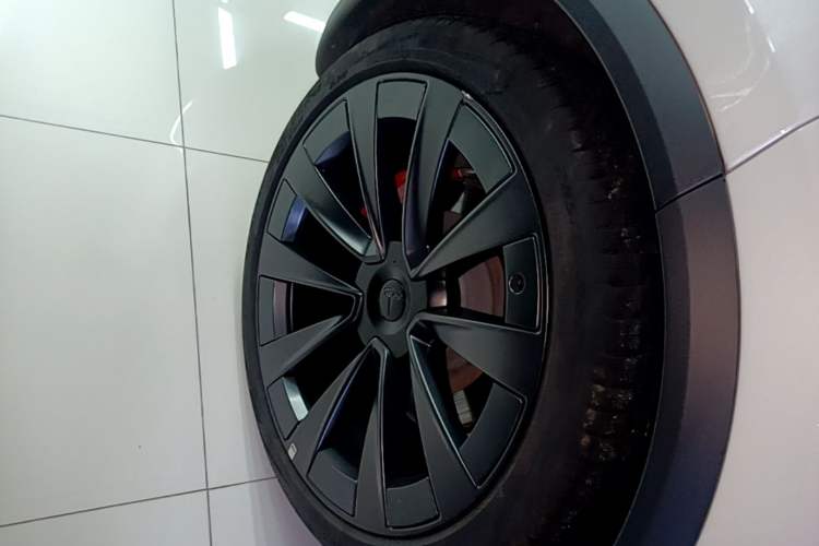 Used Tesla Model X 2023 Dual-Motor All-Wheel-Drive Version Exterior 5
