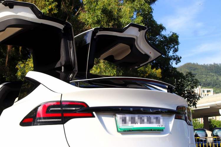 Used Tesla Model X 2023 Dual-Motor All-Wheel-Drive Version Exterior 9