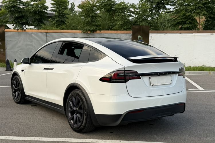 Used Tesla Model X 2023 Dual-Motor All-Wheel-Drive Version Exterior 9