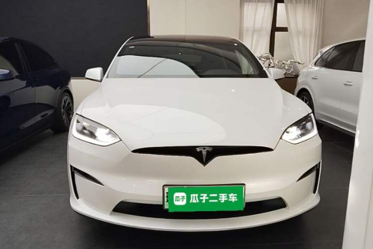 Used Tesla Model X 2023 Dual-Motor All-Wheel-Drive Version Front