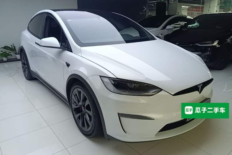 Used Tesla Model X 2023 Three-Motor All-Wheel-Drive Plaid Version Front Right 45 Deg