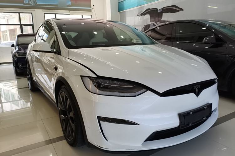 Used Tesla Model X 2023 Dual-Motor All-Wheel-Drive Version Front Right 45 Deg
