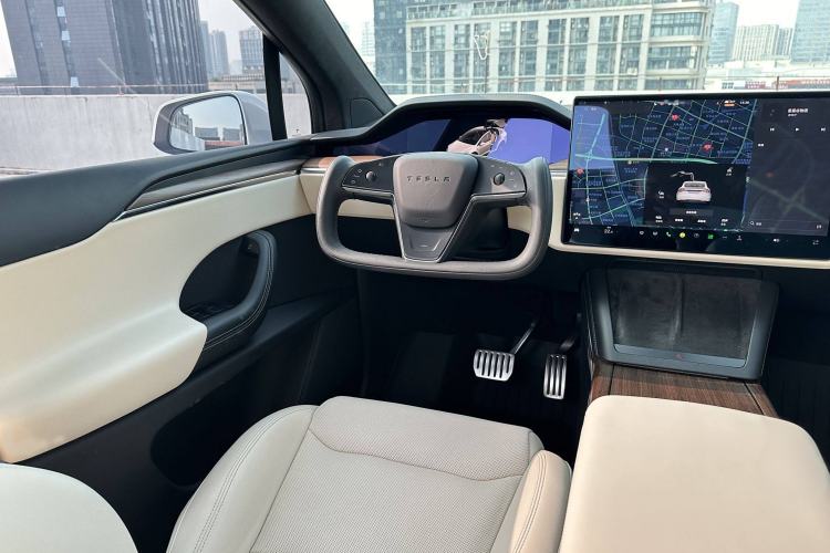Used Tesla Model X 2023 Dual-Motor All-Wheel-Drive Version Interior 1