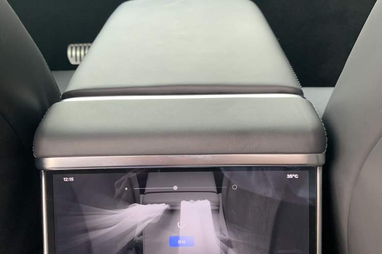 Used Tesla Model X 2023 Dual-Motor All-Wheel-Drive Version Interior 10