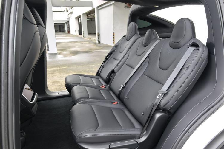 Used Tesla Model X 2023 Dual-Motor All-Wheel-Drive Version Interior 3