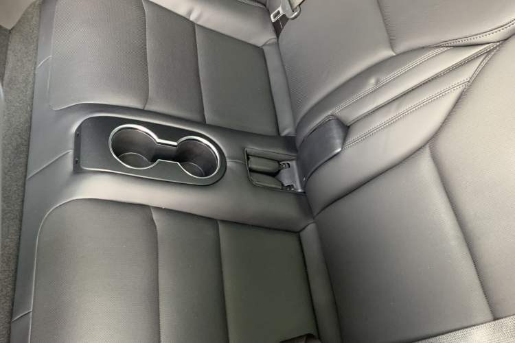 Used Tesla Model X 2023 Dual-Motor All-Wheel-Drive Version Interior 3