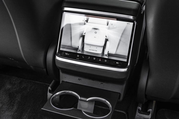 Used Tesla Model X 2023 Dual-Motor All-Wheel-Drive Version Interior 3