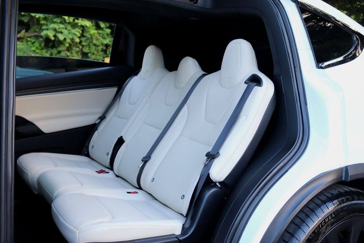 Used Tesla Model X 2023 Dual-Motor All-Wheel-Drive Version Interior 4