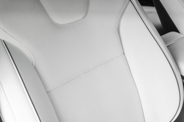 Used Tesla Model X 2023 Three-Motor All-Wheel-Drive Plaid Version Interior 5