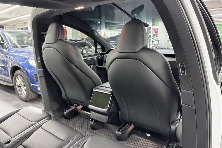 Used Tesla Model X 2023 Dual-Motor All-Wheel-Drive Version Interior 5
