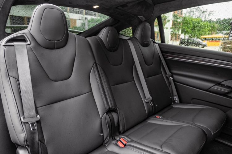 Used Tesla Model X 2023 Dual-Motor All-Wheel-Drive Version Interior 8