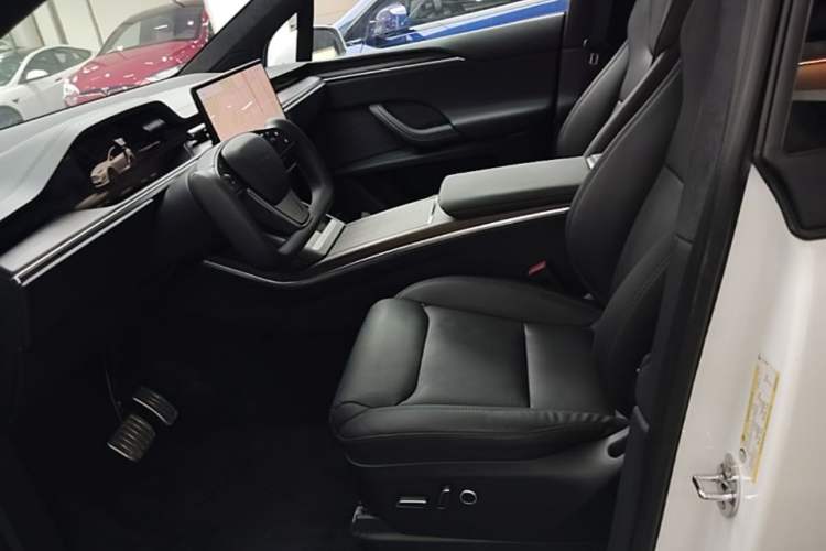 Used Tesla Model X 2023 Dual-Motor All-Wheel-Drive Version Left Front Seat