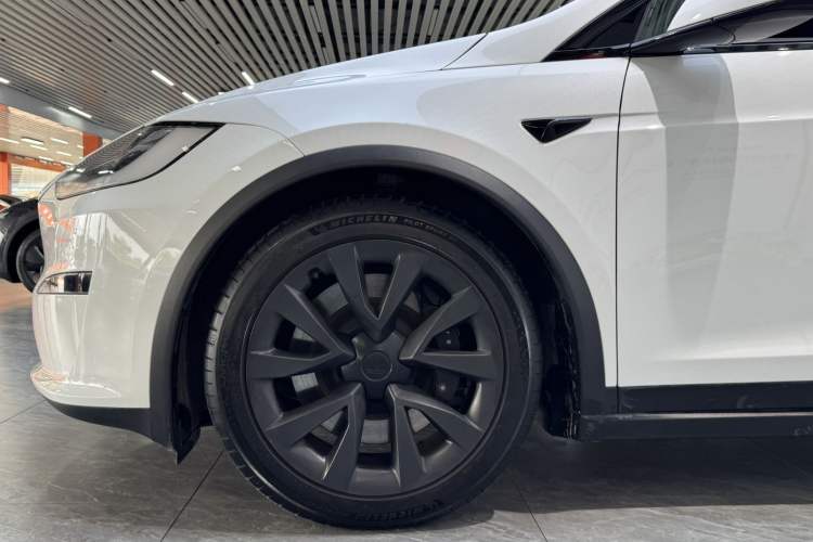 Used Tesla Model X 2023 Dual-Motor All-Wheel-Drive Version Left Front Wheel Hub