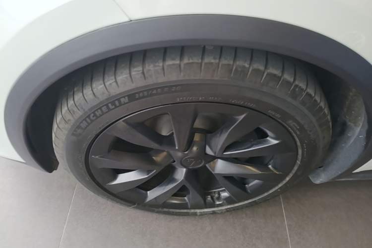 Used Tesla Model X 2023 Dual-Motor All-Wheel-Drive Version Left Front Wheel Hub