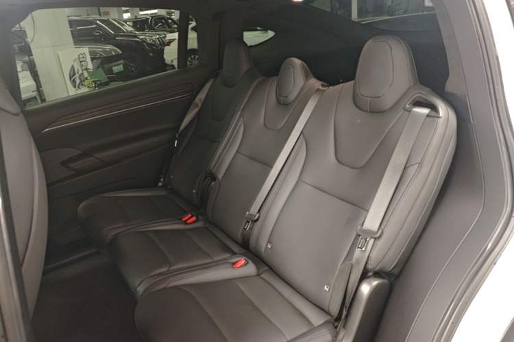 Used Tesla Model X 2023 Dual-Motor All-Wheel-Drive Version Left Rear Seat