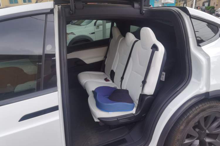 Used Tesla Model X 2023 Dual-Motor All-Wheel-Drive Version Left Rear Seat