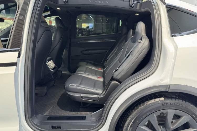 Used Tesla Model X 2023 Dual-Motor All-Wheel-Drive Version Left Rear Seat