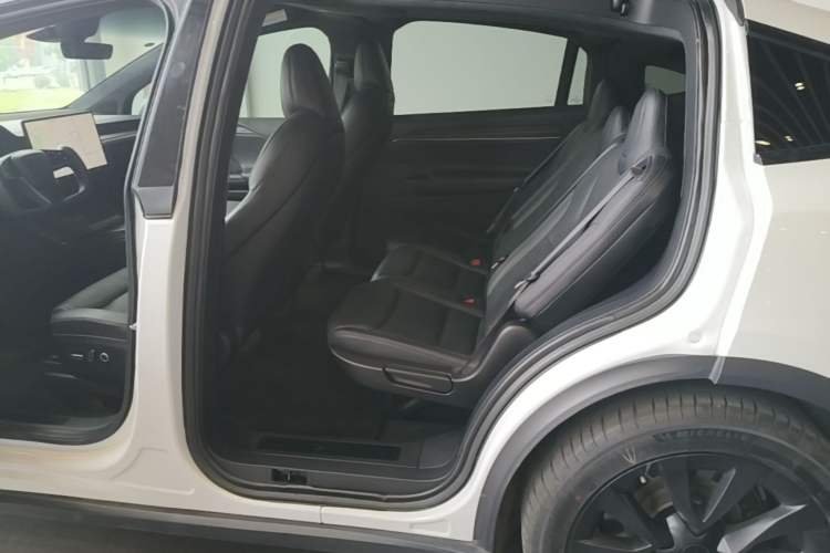 Used Tesla Model X 2023 Dual-Motor All-Wheel-Drive Version Left Rear Seat