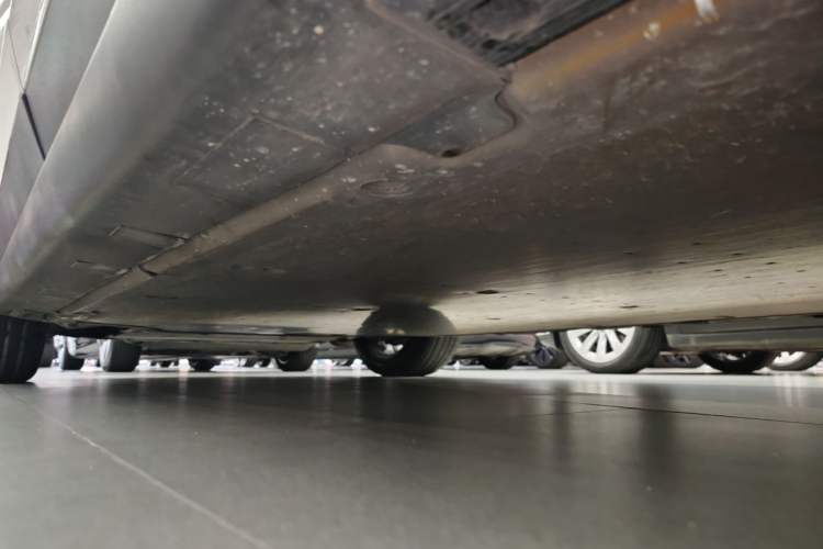 Used Tesla Model X 2023 Dual-Motor All-Wheel-Drive Version Left Side Sill