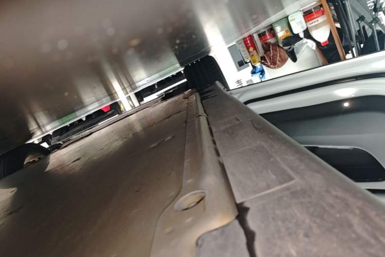 Used Tesla Model X 2023 Dual-Motor All-Wheel-Drive Version Left Side Sill