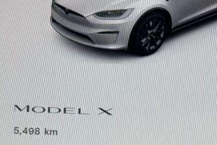 Used Tesla Model X 2023 Dual-Motor All-Wheel-Drive Version Odometer Close Up
